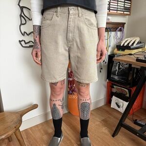 Vintage 90s Wrangler Tan Denim Shorts Jorts ~ Size 29